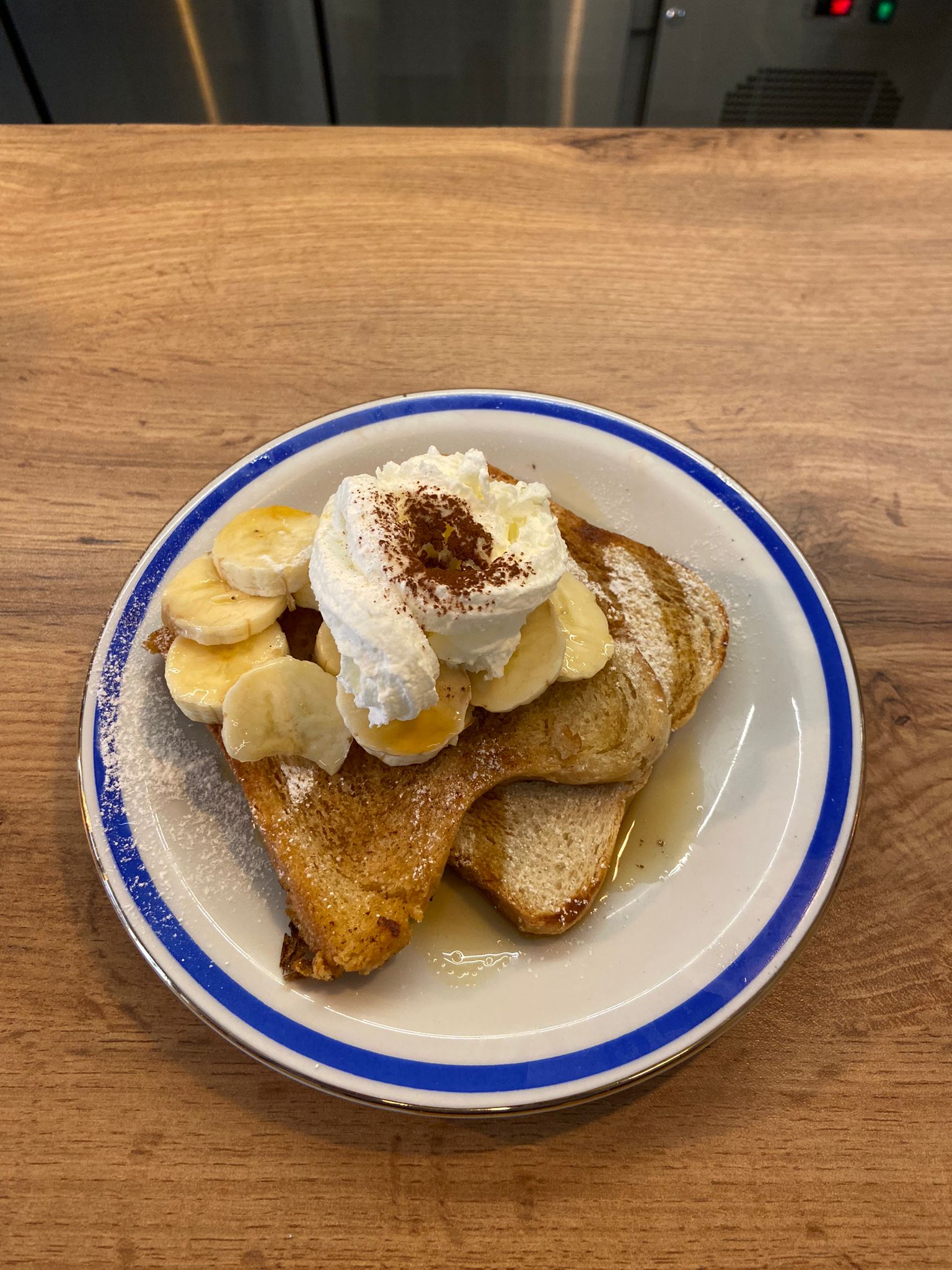 french toast deluxe (pane brioche, creman topping golosi)